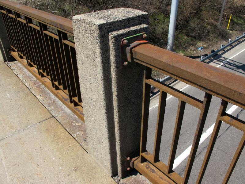 One of the north railing piers of the Old Minnetonka Blvd bridge over Hwy 100.